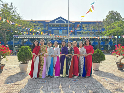 Công đoàn Trường Tiểu học Phú Tân hưởng ứng "Tuần lễ áo dài" năm 2024